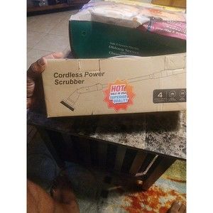 Homitt Cordless Power Scrubber.  Model HM204C.  For Tub, Tile, Floor.  3 Brushes